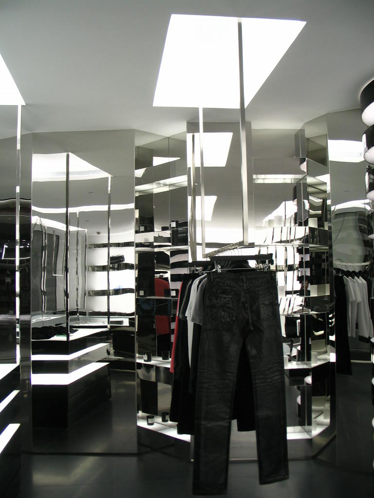 男装上海专卖店（施工图及实景）